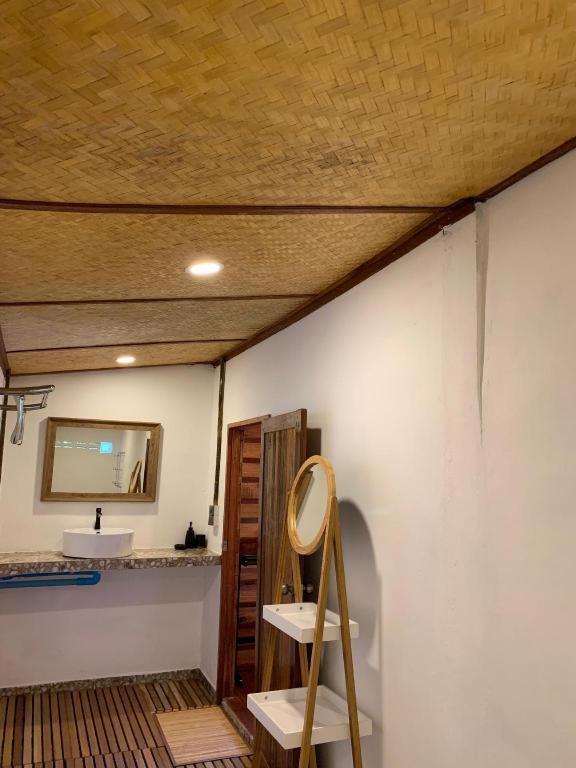 קו ליפה Pitiusas Beach Resort מראה חיצוני תמונה
